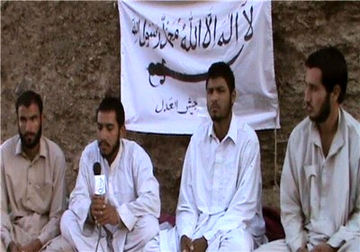 رهايي مرزبانان ايراني بعد از 2 ماه اسارت / وزير كشور: ایران گزینه‌های زیادی برای آزادی مرزبانان ربوده شده داشت