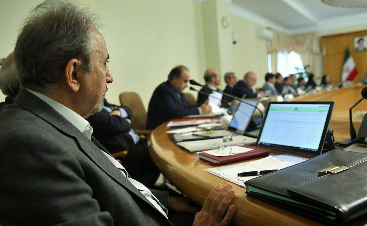عکس: اولين حضور شهردار تهران در جلسه دولت
