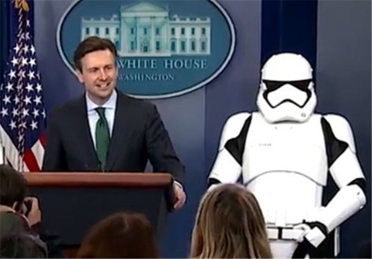 تبلیغ کاخ سفید و اوباما برای «جنگ ستارگان»+عکس