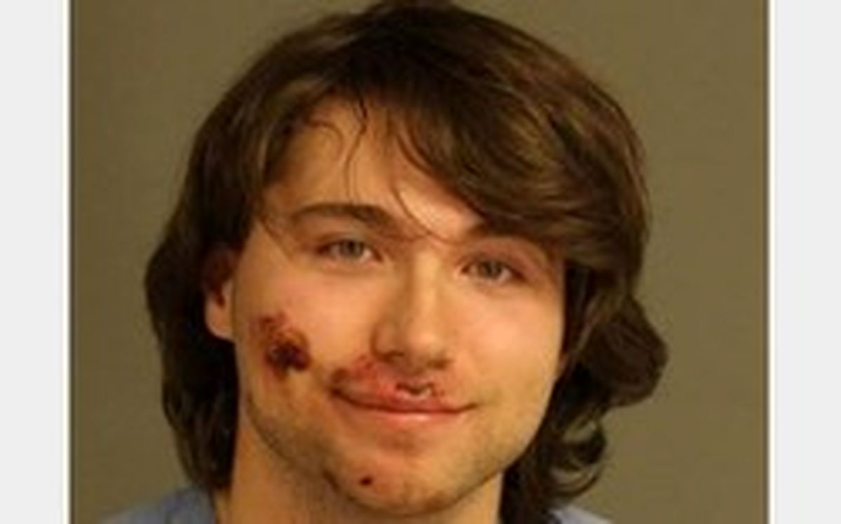 لبخند شیطانی پس از کشتن مادر! +عکس