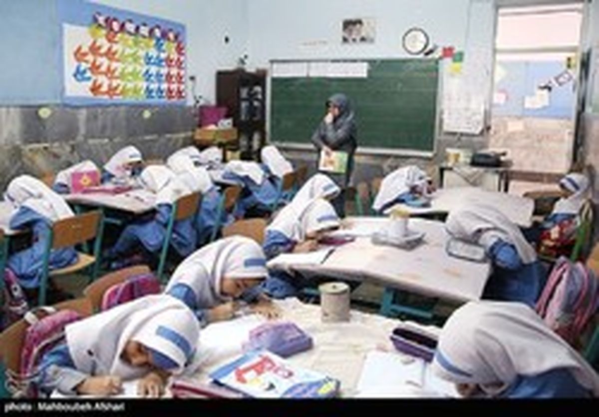 کمبود ۳۰۰ هزار معلم و نبود برنامه تامین نیروی انسانی