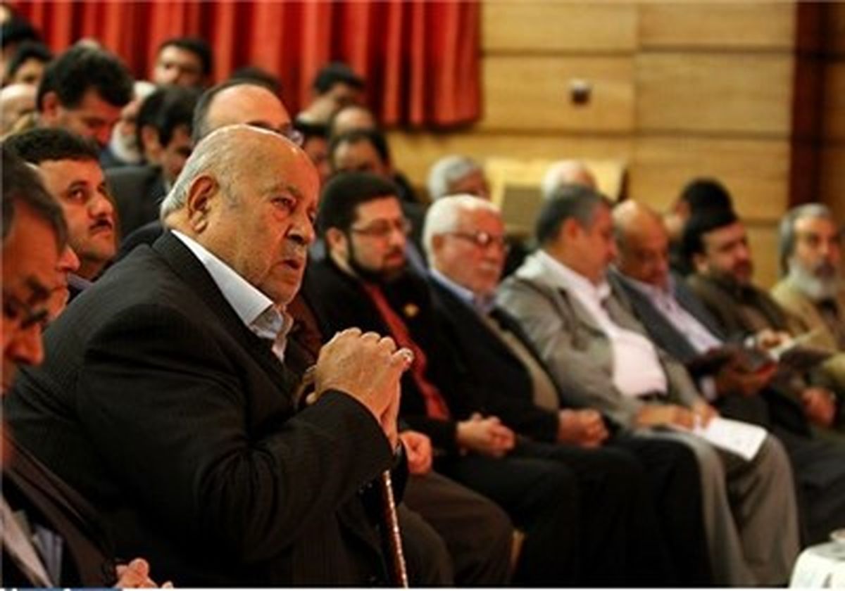 ‌فرمانده نیروی انتظامی عزادار شد