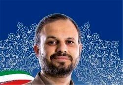 انتقاد یک نماینده مجلس از حقوق مادام‌العمر وزرا