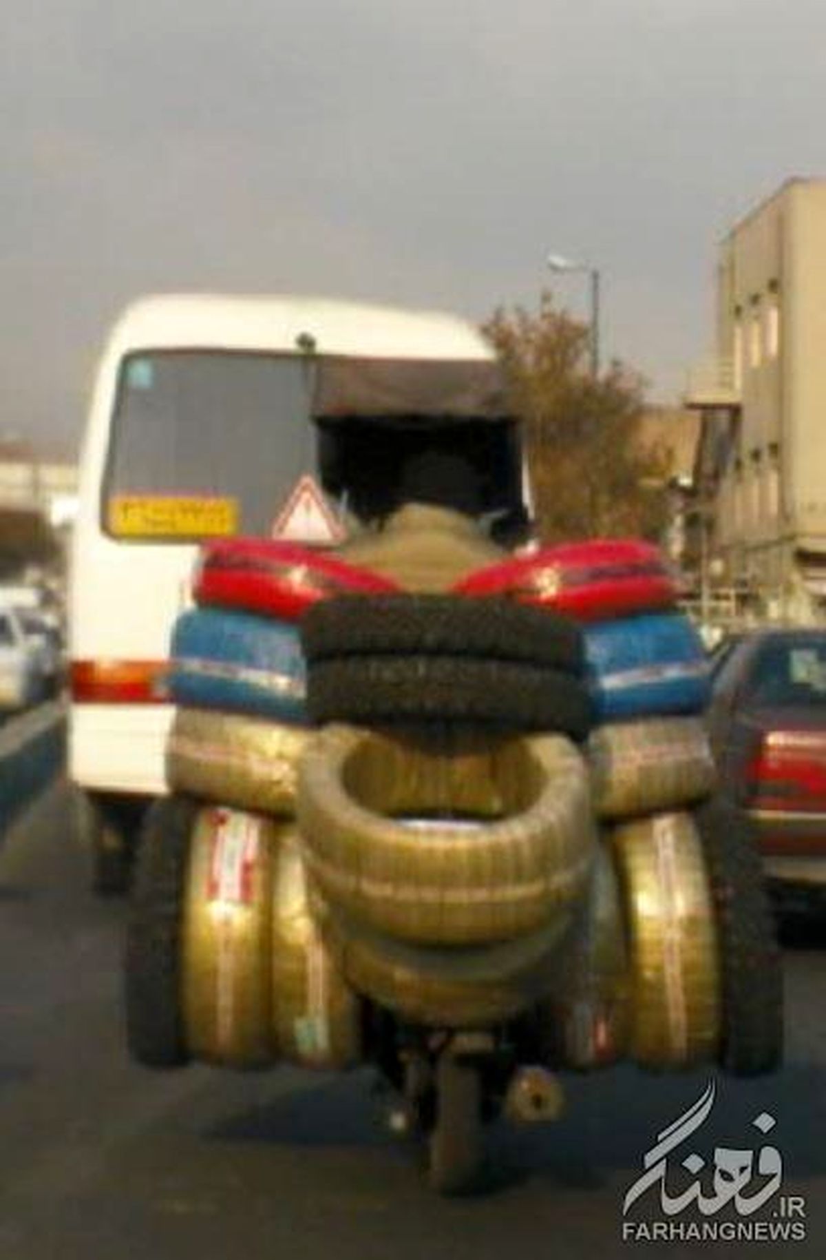 موتورسیکلت ۱۸ چرخ/ عکس