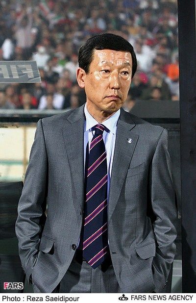 عکس/سرمربی بازنده تیم کره جنوبی