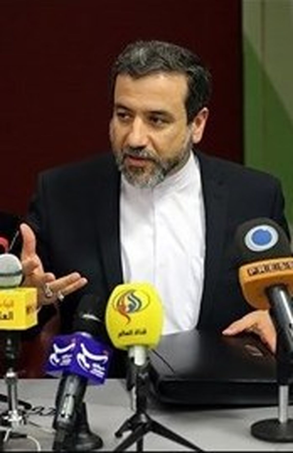 پاسخ قاطع و دیپلماتیک عراقچی به نماینده آمریکا /اشتون تردیدها را رفع کند/ اعتماد ما باید بازسازی شود