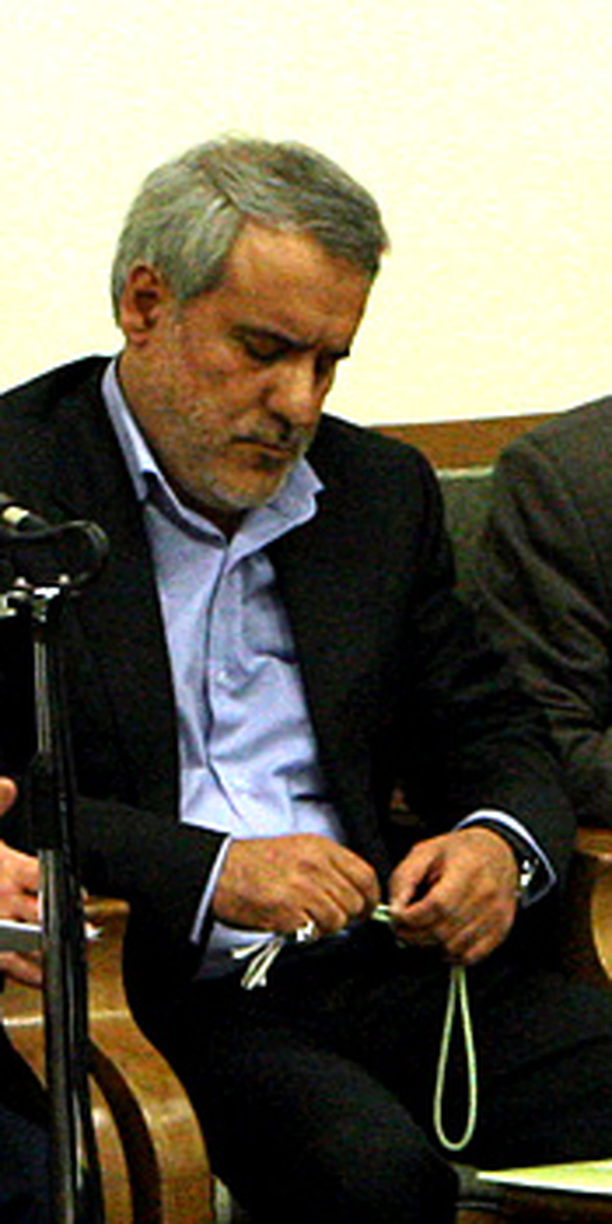 سبک زندگی غربی چگونه وارد ایران شد؟/ یک جریان خاص مصرف زدگی را در کشور ترویج می‌کند