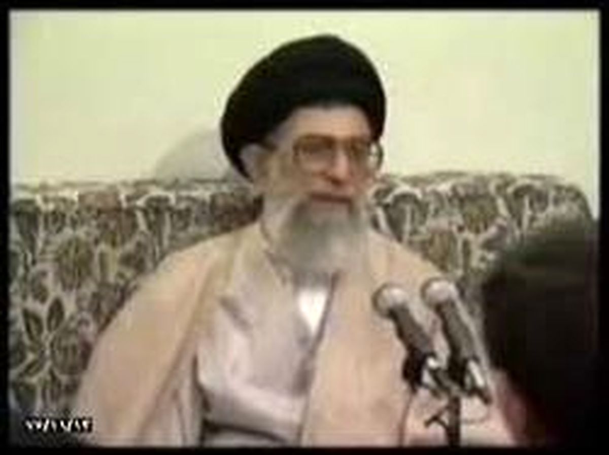 فیلم: پاسخ رهبر انقلاب به سوال یک جوان!
