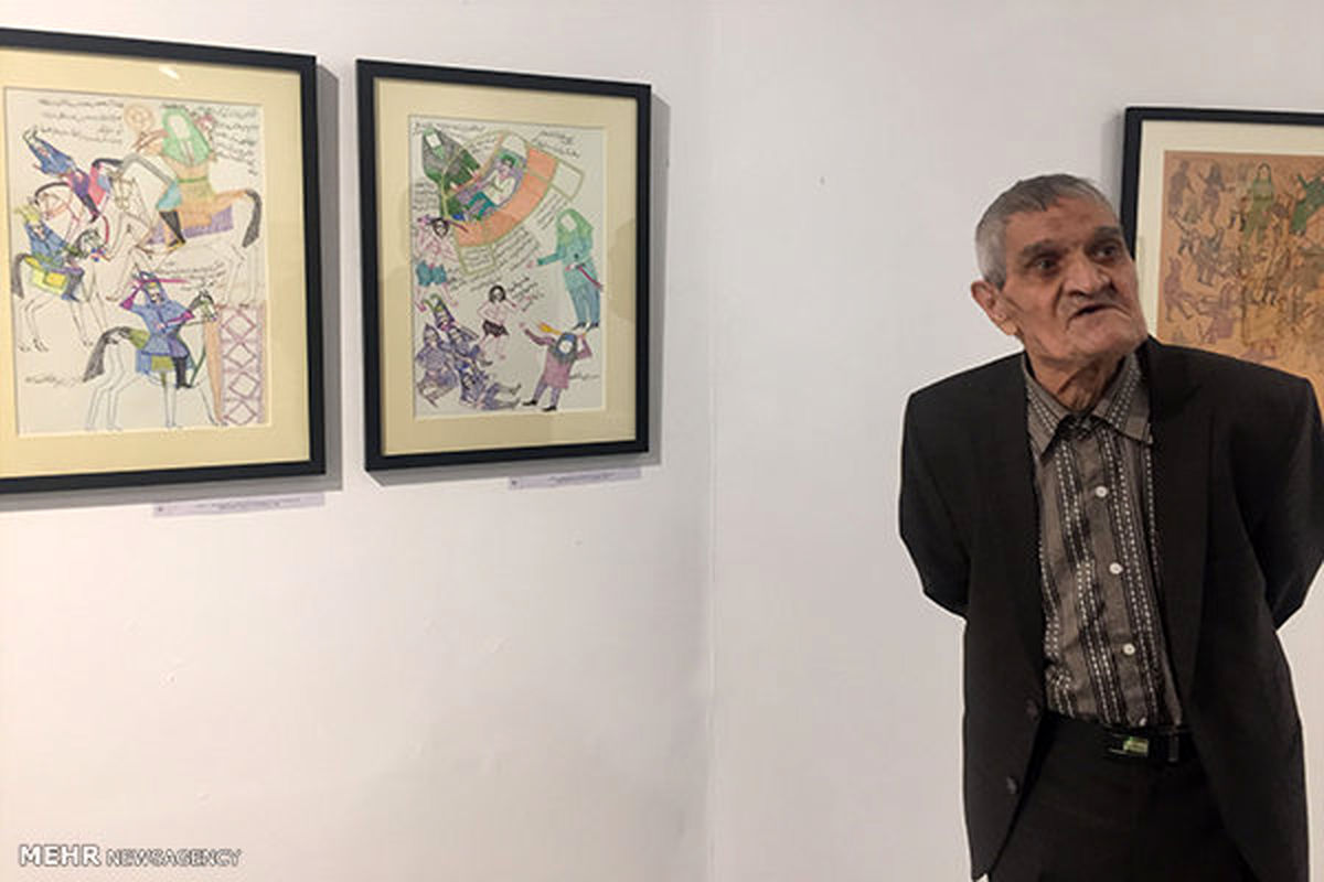 نقاش خودآموخته قرآن را به تصویر کشید +عکس