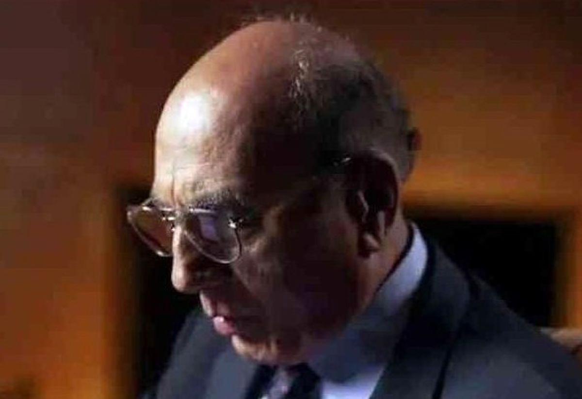 چگونه چهره مخوف ساواک با 85 همت از ایران فرار کرد؟