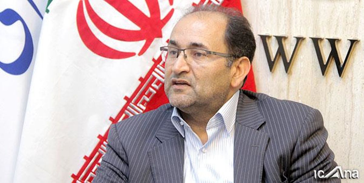 رحیمی جهان آبادی: عرضه خودرو در بورس کلاهبرداری جدید است