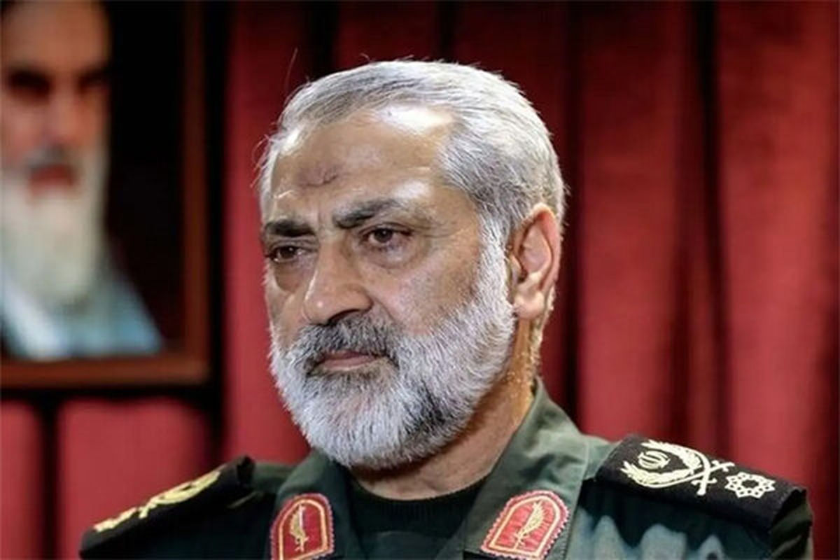 شکارچی: رژیم صهیونیستی در روز نهم جنگ دست تسلیم را بالا گرفت