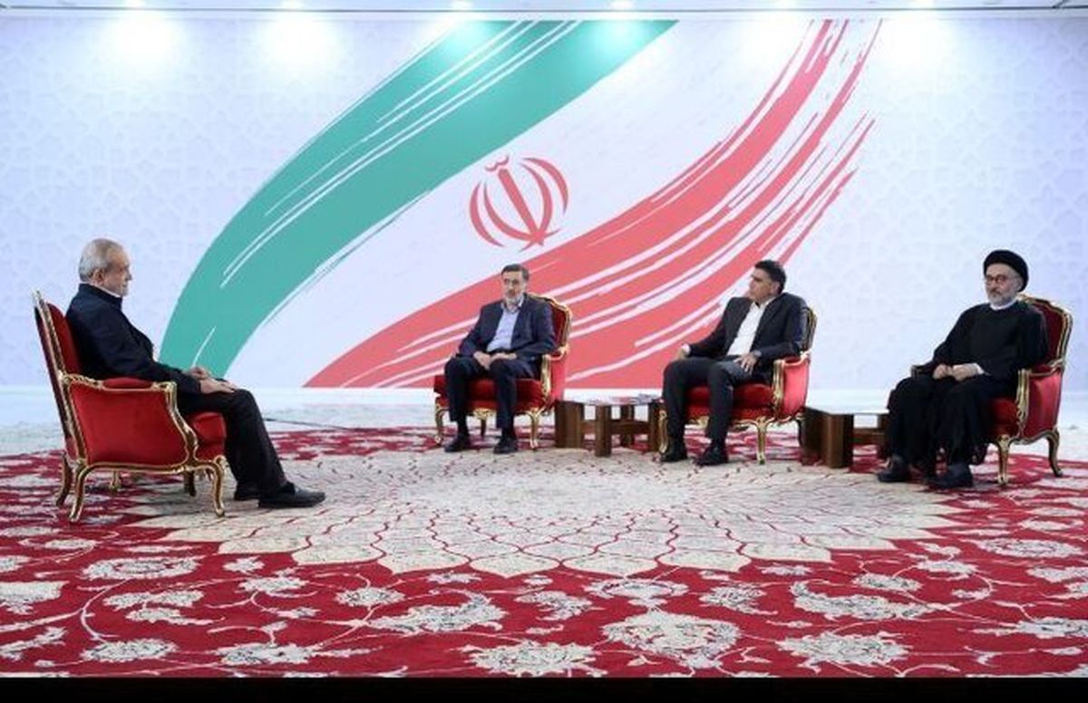 امشب؛ پخش گفتوگوی پزشکیان با ۳ فعال رسانهای