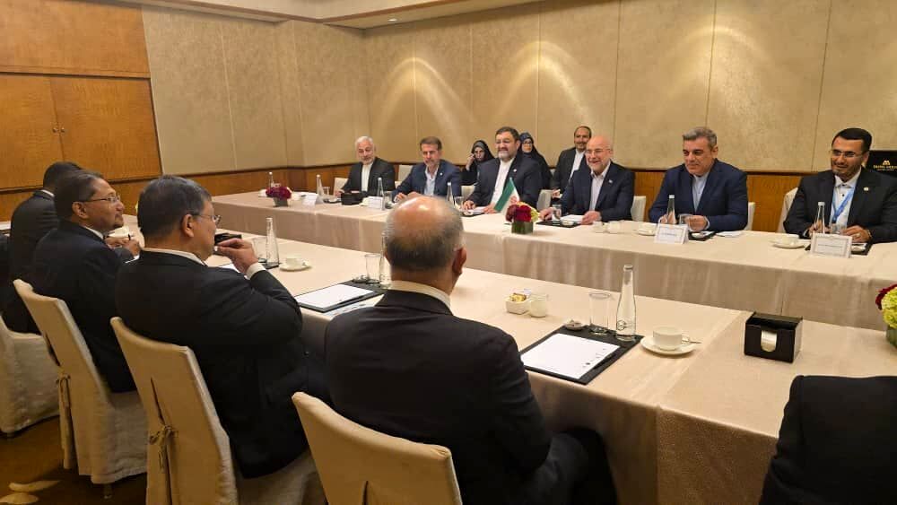 قالیباف با رئیس مجلس مالزی دیدار کرد