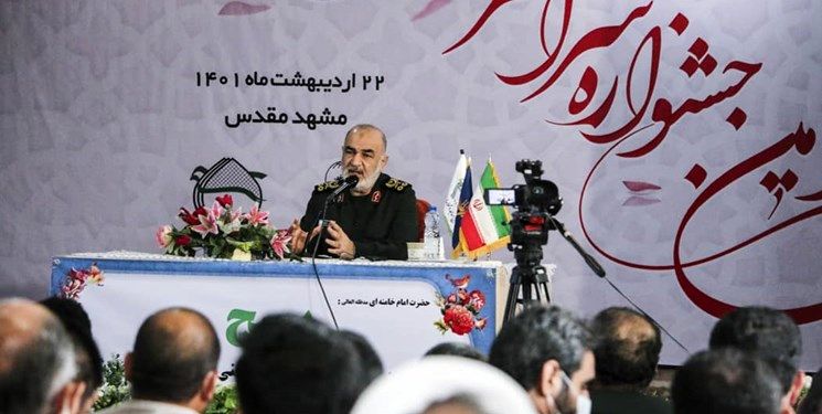 سردار سلامی: ما در حال جراحی اقتصادی هستیم و این جراحی سختی هایی دارد