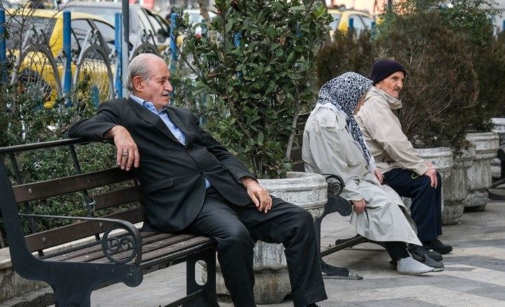 همسان‌سازی حقوق بازنشستگان دوباره کلید خورد | جزئیات افزایش حقوق بازنشستگان را بخوانید