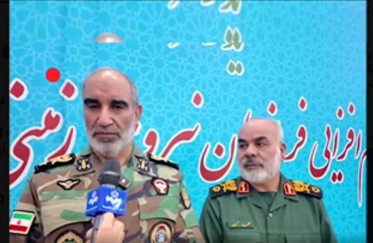 تاکید فرماندهان ارتش و سپاه بر وحدت نیروهای مسلح در مقابله با دشمنان