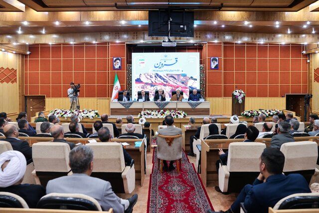 آینده را باید با خرد جمعی و نگاه علمی ساخت