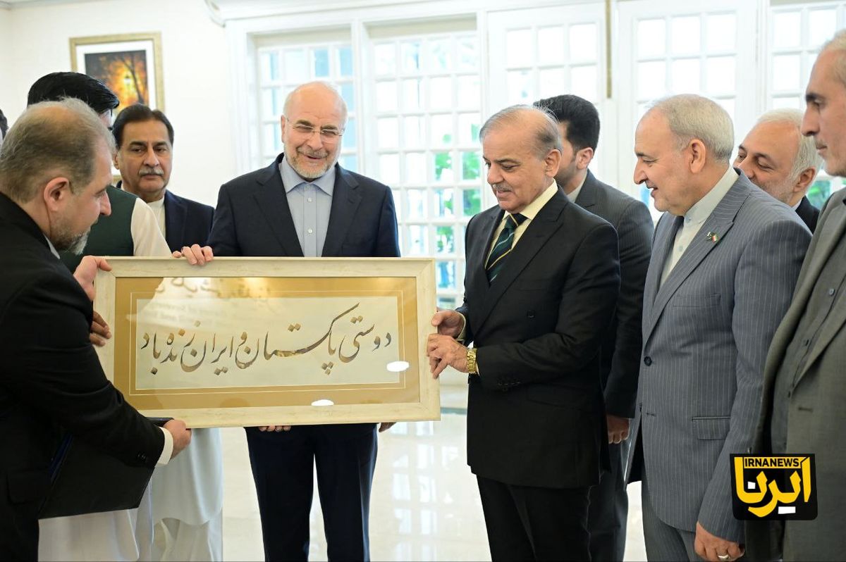 هدیه ویژه رئیس مجلس به نخست‌وزیر پاکستان