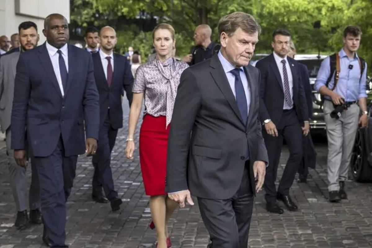 تلاش‌های دیپلماتیک در استانبول/ پیشنهاد تمدید ۶ ماهه مهلت فعال‌سازی مکانیسم ماشه به ایران 