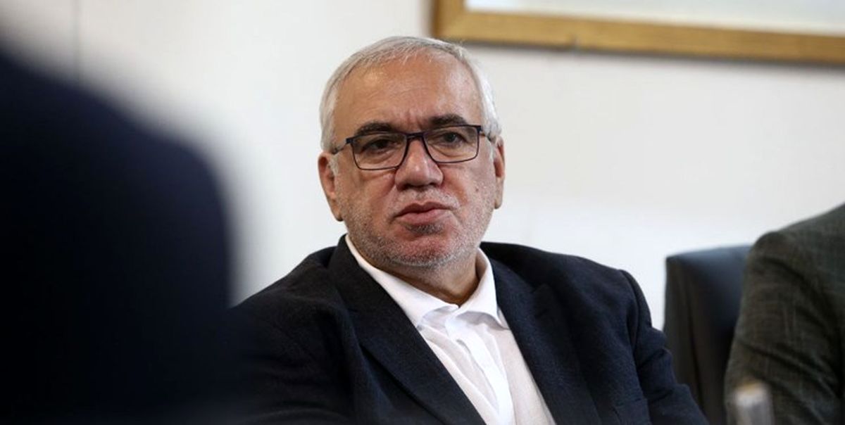 حواشی جدید برای استقلال