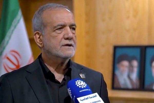 پزشکیان: رهبری شهید به همگان آموخت که بزرگ‌ترین سرمایه ایران، مردم و وحدت آنان است