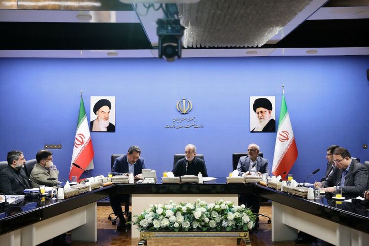 پزشکیان : در صورت اشتباه مسوولی باید آن را رفع کرد ، نه اینکه برای او پرونده‌سازی کنیم