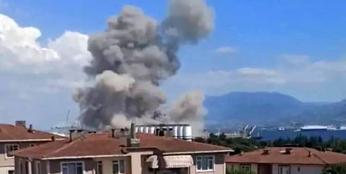 انفجار شدید در بندر ترکیه +فیلم