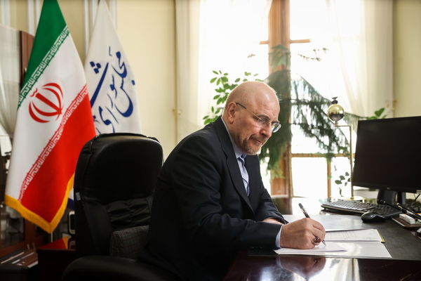 پیام تسلیت قالیباف در پی درگذشت آیت‌الله شاهچراغی