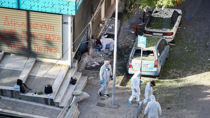 انفجار بمب در دست سارق، عملیات سرقت از بانک را خنثی کرد!