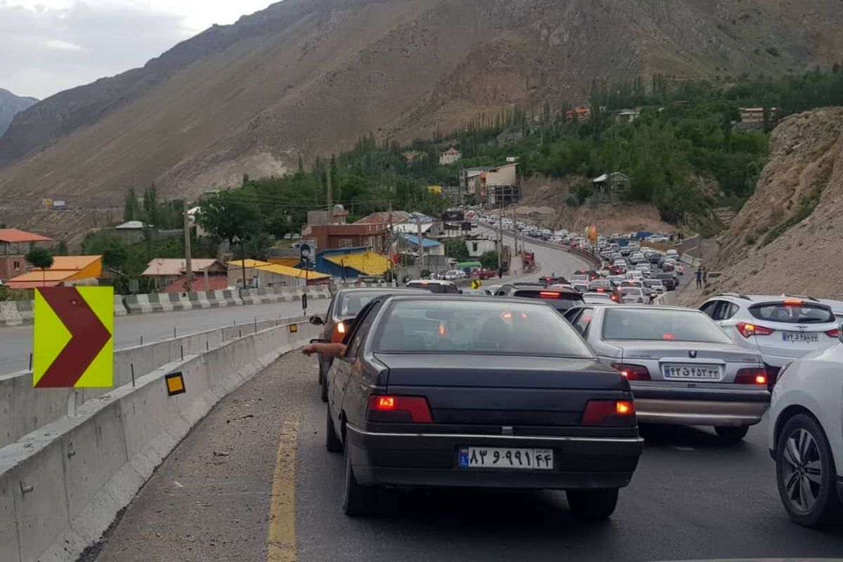 ترافیک جاده چالوس قفل شد