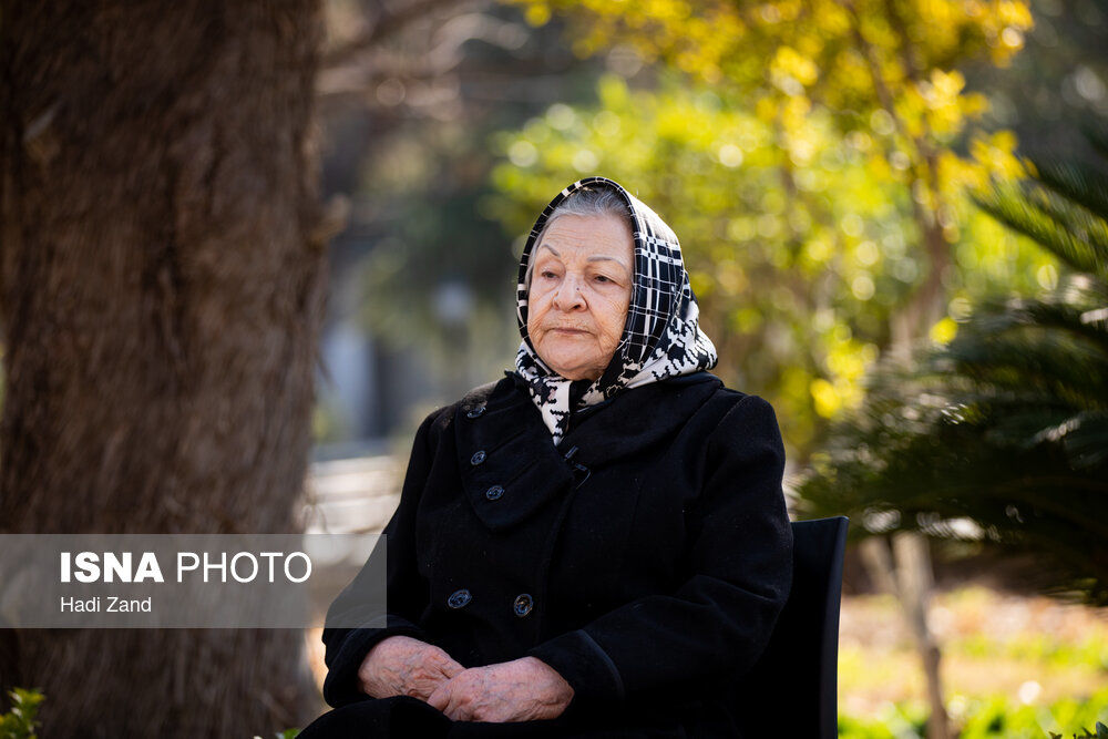 تصاویر: چهره پیر و شکسته خانم های بازیگر در یک مراسم 