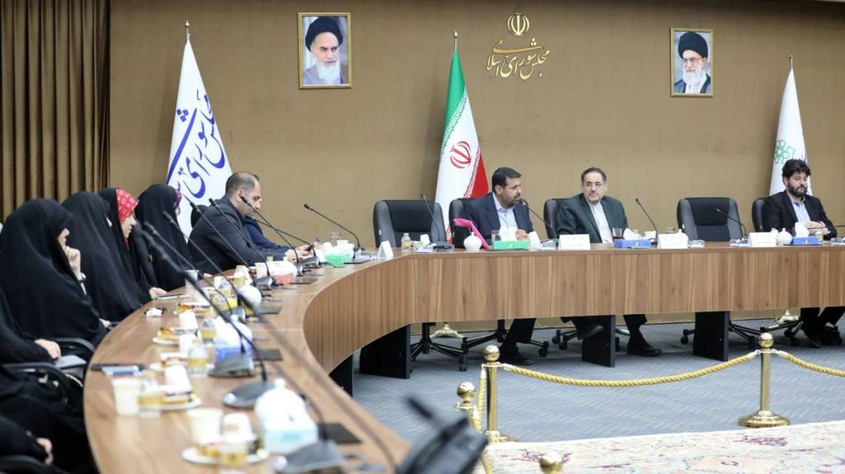 نگاهداری: مراکز افکارسنجی از اجزای مهم زیست بوم حکمرانی مردمی هستند / آجورلو: افکارسنجی بخشی از روند تصمیم گیری است