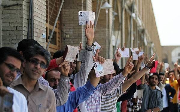 چگونه تکثر سیاسی در انتخابات به مشارکت حداکثری می‌انجامد؟
