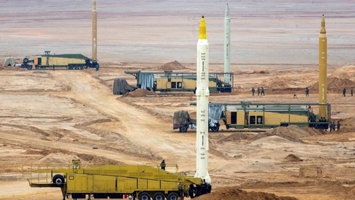 معاون هوافضای سپاه: رهبر شهید انقلاب شخصاً فرماندهی حوزه موشکی را بر عهده داشتند