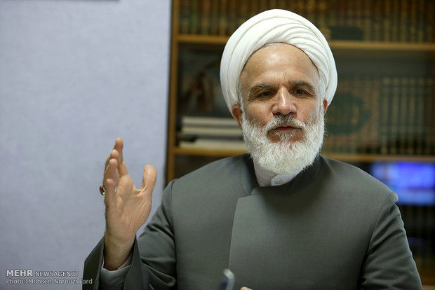 آیت الله محمدی: پررنگترین خط قرمز در نظر مردم مسلمان، مقام مرجعیت است