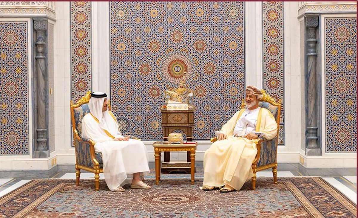 رایزنی وزیر خارجه قطر با سلطان عمان درباره ثبات منطقه