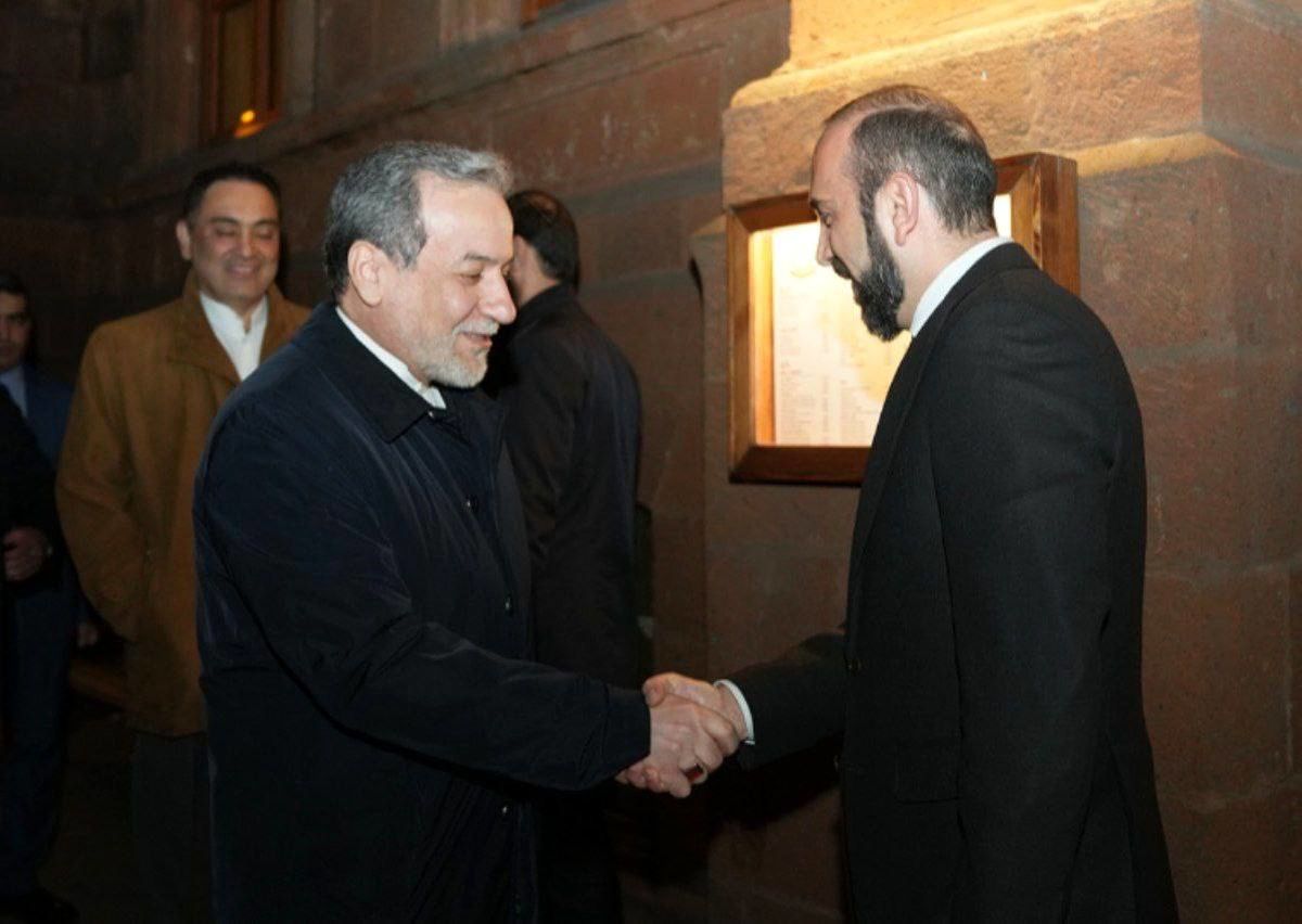 رایزنی وزرای خارجه ایران و ارمنستان