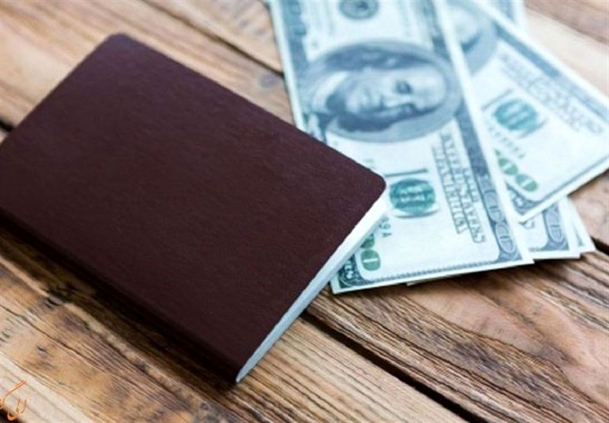 غافلگیری مسافران از قیمت دلار مسافرتی | مسافران ۵۰۰ دلار را چند می‌خرند؟ | فرمول جدید محاسبه 