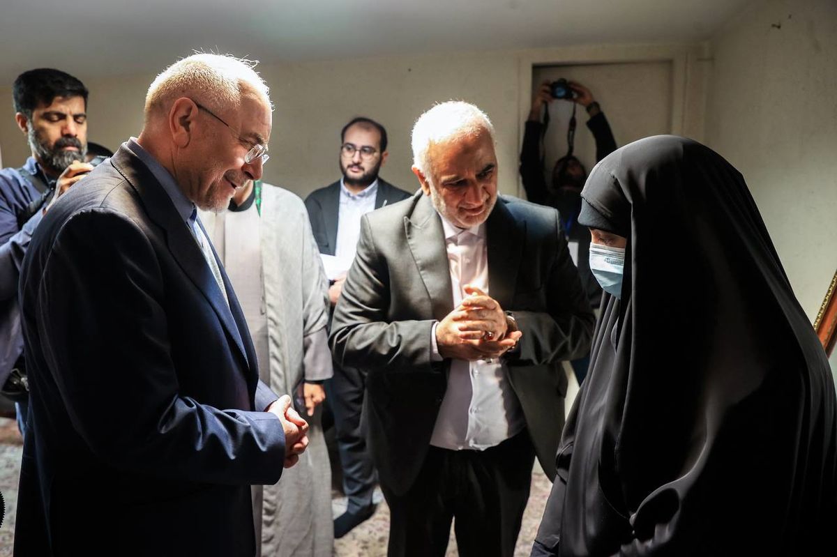گفتوگوی زینب نصرالله با قالیباف در حاشیه مراسم روز قدس +عکس