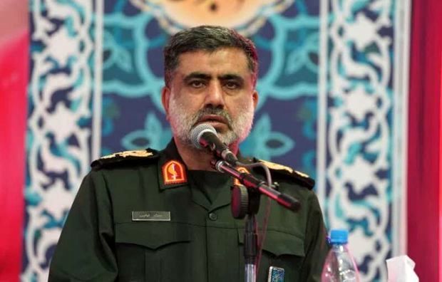 هشدار یک فرمانده سپاه به تهدیدات دشمن/ با سلاحهای شگفتانگیز غافلگیرتان خواهیم کرد