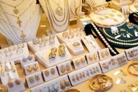 قیمت طلا و سکه امروز ۲۷ بهمن | راز سقوط سکه و رشد طلا در بازار