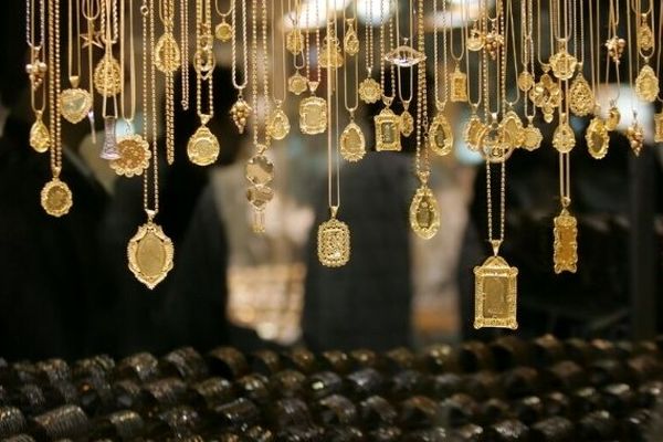 بازار داغ طلا؛ رشد ناگهانی قیمت‌ طلا و سکه در ۲۱ مهر | آیا قیمت سکه به ۱۲۰ میلیون برمی‌گردد؟