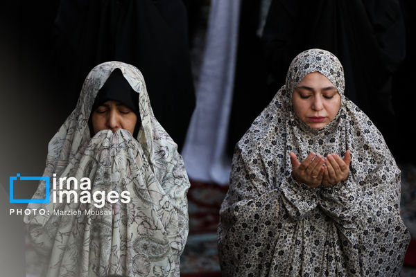 اقامه نماز باران - امامزاده صالح (ع)