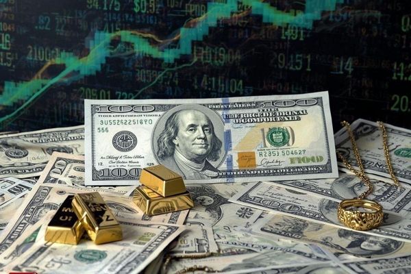 پرش ناگهانی قیمت دلار در ۱۶ آذر ۱۴۰۴ | سونامی جدید در بازار ارز