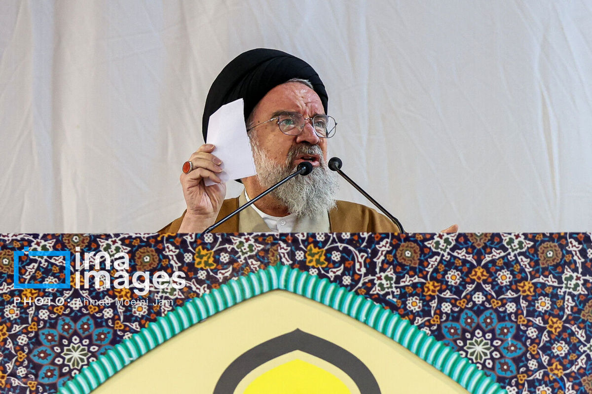 آیت الله خاتمی: امید دشمن به اختلافات داخلی بود