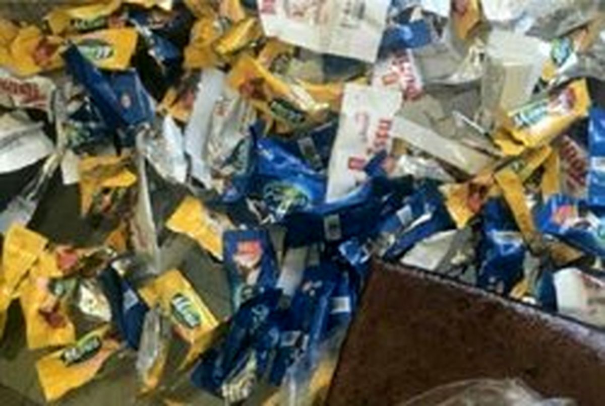 کشف شکلات تریاک توسط ماموران گمرک تبریز +عکس