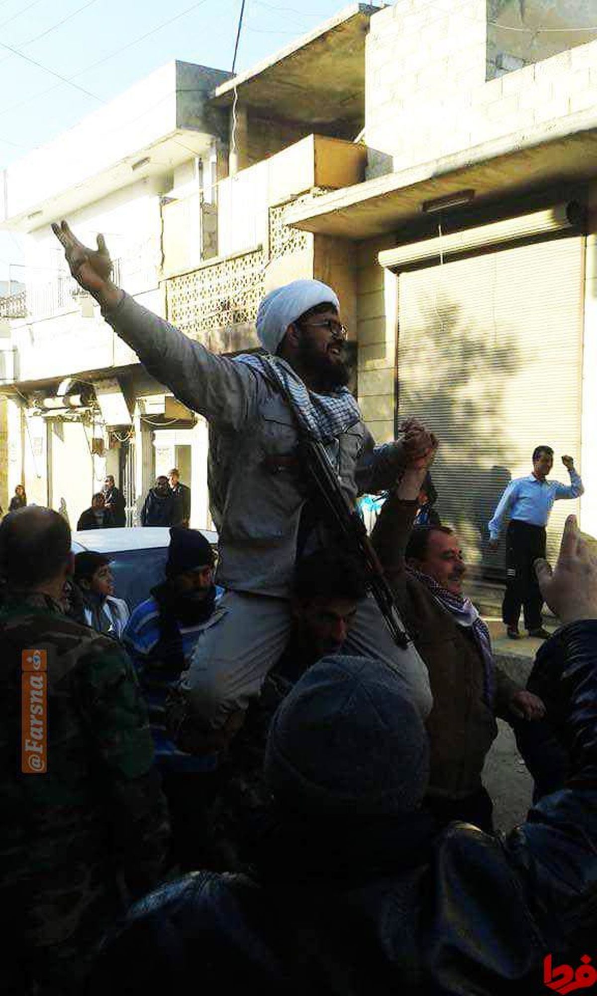 عکس: آقازاده‌ی مجاهد در آزادسازی نبل و الزهراء