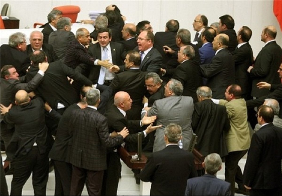 درگیری در پارلمان ترکیه