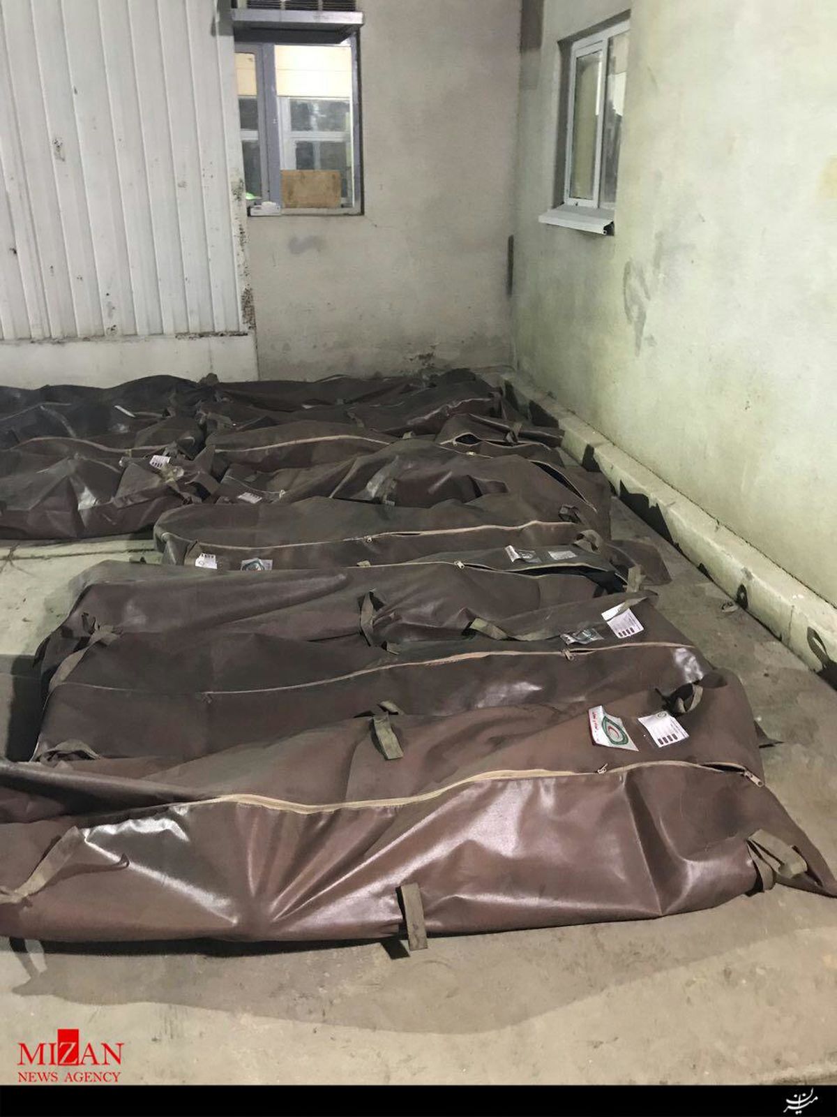 پیکرهای جانباختگان انفجار معدن +عکس